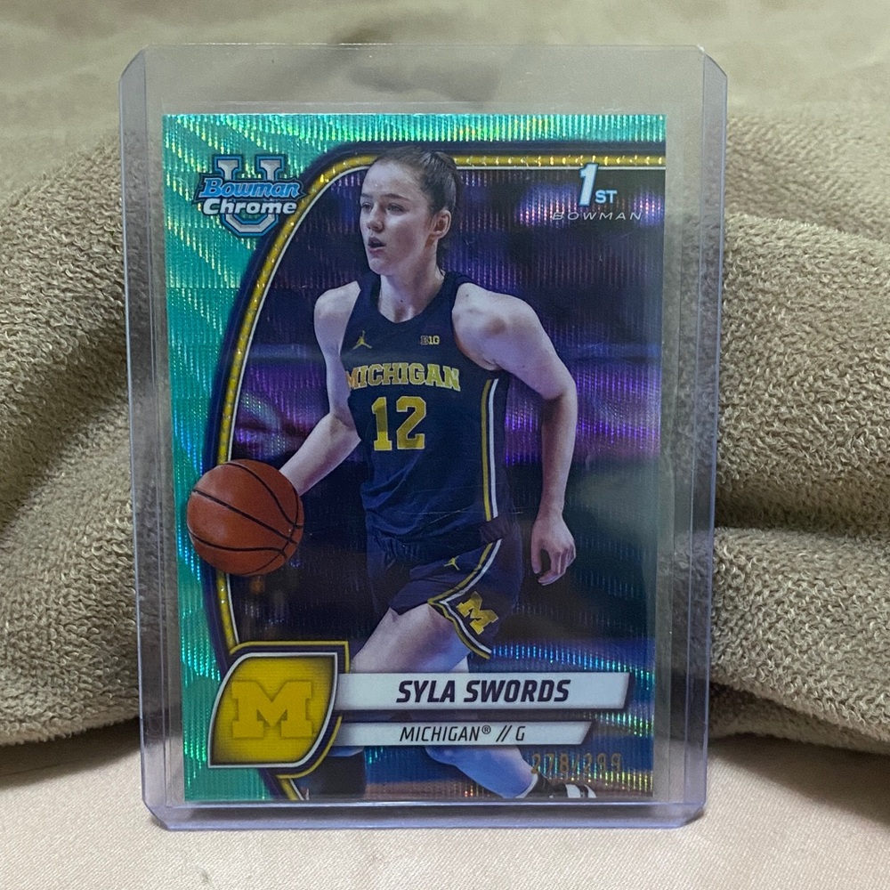 2024 Topps Bowman Chrome Syla Swords Aqua Wave Refractor /299!!